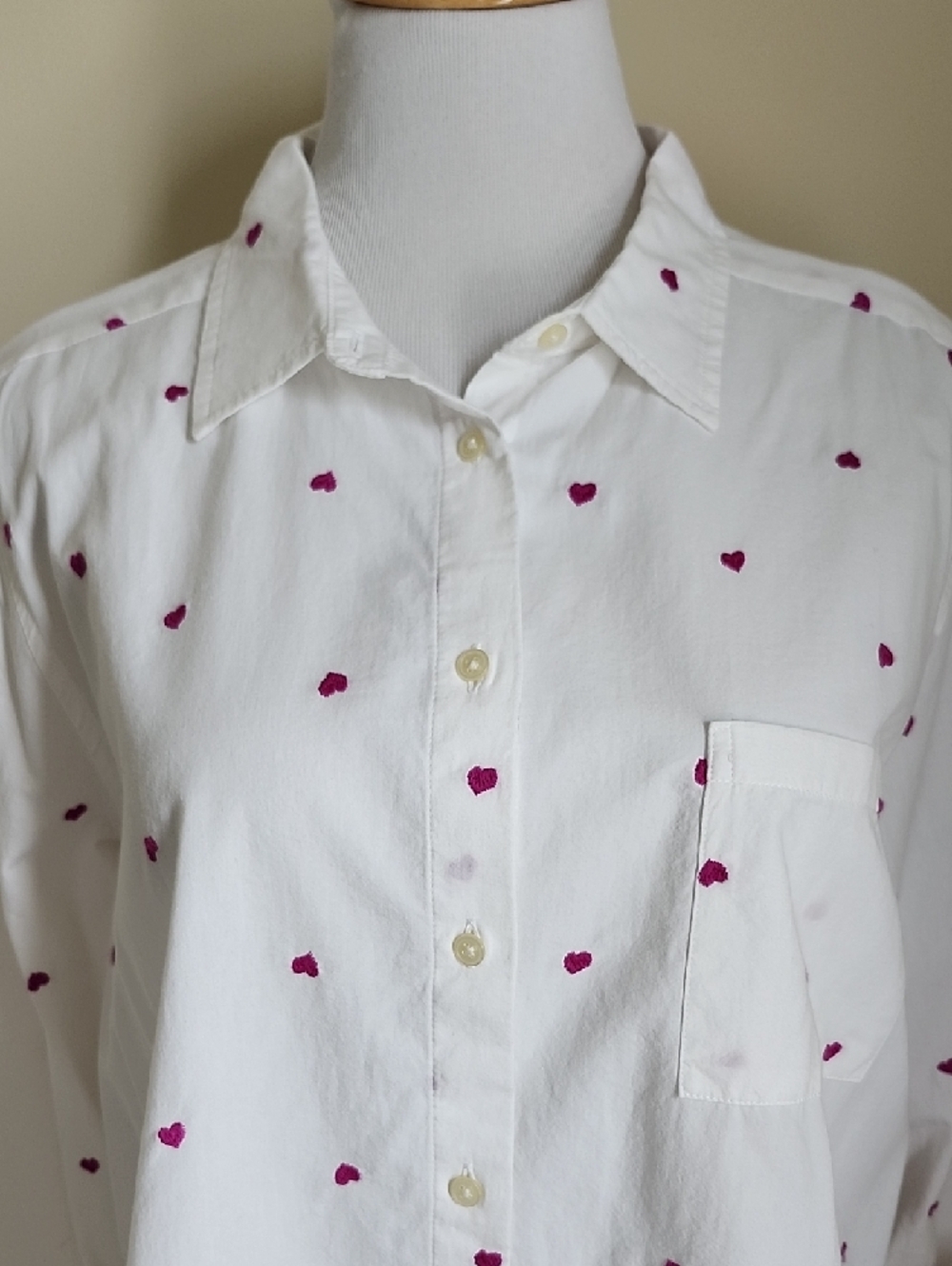 LOFT White Button Down Shirt with Embroidered Hearts - Size Large